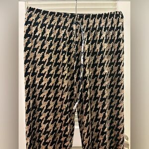 ✨ FLOWY VELVET PANTS ✨